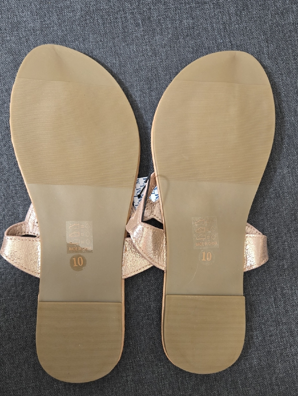 LM Sandals - Picture 6 of 6